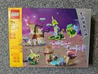 LEGO Space 40716 Alien Planet - BNIB - Free P&P