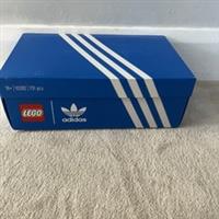 Lego Icons Adidas originals 10282 Retired lego