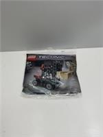 Lego Technic Forklift with Pallet 30655 Polybag BNIP