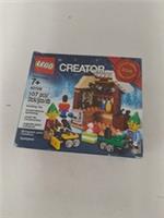 Lego 40106 Toy Workshop Limited edition 2014 Sold by AgeUK