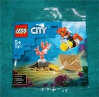 LEGO CITY : Diver and Stingray Polybag Set 30370 BNSIP