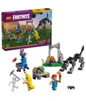 LEGO Fortnite Peely & Sparkplugs Camp (77075)
