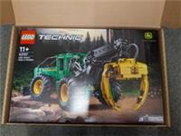 LEGO TECHNIC: John Deere 948l-Ii Skidder (42157) - BNIB - Free P&P