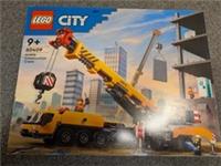 LEGO CITY: Yellow Mobile Construction Crane (60409) - BNIB - Free P&P