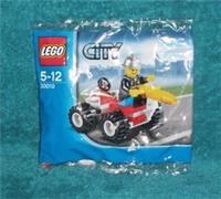 LEGO CITY: Fire Chief Polybag Set 30010 BNSIP