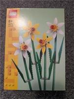 LEGO Botanicals: Daffodils (40747) - BNIB - Free P&P