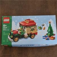LEGO 40746 Santa's Delivery Truck Age 8+ 224pcs Christmas Collectible New Sealed