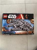 LEGO Star Wars Millennium Falcon 75105 1329pcs Minifigures Complete Set Boxed