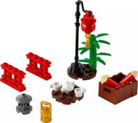 LEGO XTRA Polybag #40464 CHINATOWN New Year Lantern Fireworks & Oriental Fencing