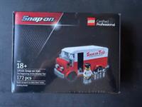 SNAP-ON TOOLS CERTIFIED PROFESSIONAL LEGO SET-1950'S SNAP-ON VAN