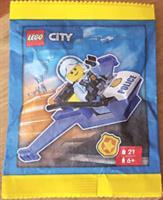 Lego City Policeman with Jet Paperbag 952307 BNIP (Minor shelfwear)