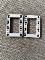 2 X NEW LEGO TECHNIC 5 x 7 OPEN CENTRE FRAME No : 4539880 LIGHT BLUISH GRAY