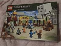 LEGO Minecraft The Ghast Balloon Village Attack Toy 21273