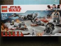 LEGO STAR WARS Defense of Crait 75202 BNIB GIFT XMAS