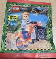 Lego Jurassic World Owen with Motorcycle 122333 Paperbag BNIP (Minor Shelfwear)