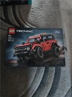 LEGO Technic Ford Bronco SUV 42213 Sealed New