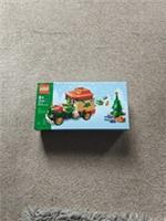 LEGO 40746 Santa's Delivery Truck Age 8+ 224pcs Christmas Collectible New Sealed