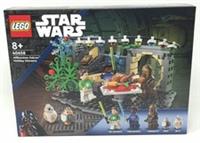 Lego Star Wars 40658 Millennium Falcon Holiday Diorama New Sealed Retired