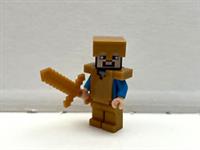LEGO MINECRAFT STEVE IN FULL GOLD ARMOUR & SWORD FROM SET 21127 (min031)