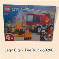 60280 LEGO City Fire Ladder Truck with 2 Minifigures 88 Pieces Age 4+ New