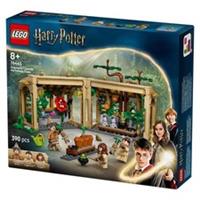LEGO Harry Potter Hogwarts Castle Herbology Class 76445 NEW 2025