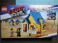 The LEGO Movie 2 Emmet's Dream House Rescue Rocket 70831 New Sealed Retired