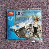 NEW LEGO City Paramedic Polybag 7267 2005 Rare & Retired - Free P&P
