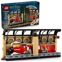 LEGO Harry Potter Book Nook: Hogwarts Express Toy Set 76450