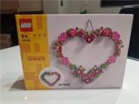 LEGO Heart Ornament Toy - Kids' Arts & Crafts Kit incl. a Display Model with...