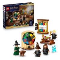 Lego Harry Potter Tm Hogwarts Castle: Sorting Hat Ceremony