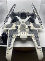 LEGO Star Wars: Mandalorian Fang Fighter Vs. Tie Interceptor (75348)