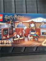 LEGO Harry Potter Hogwarts Castle Charms Class 76442 Boxed New Sealed