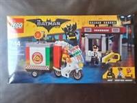 LEGO 70910 - The Batman Movie Scarecrow Special Delivery.....New & Boxed