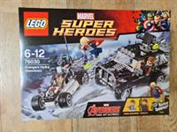Lego Marvel Avengers Hydra Showdown 76030.......New & Boxed