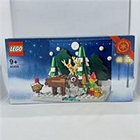 LEGO Christmas Santas Front Yard - New Sealed - Limited Edition LEGO VIP 40484