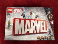 LEGO Super Heroes: Marvel Logo & Minifigures (76313)12+ New&sealed 931pcs