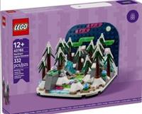 LEGO 40785 Northern Lights Diorama Building Set Limited Edition 332Pcs New 12+