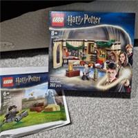 LEGO Harry Potter 40770 Hogwarts Room of Requirement & 30706 Quidditch Lesson