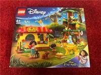 LEGO Disney: Antonio's Animal Sanctuary (43251)6+ New&sealed