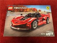 Lego Technic : Ferrari FXX K. 897pcs (42212) 10+ New&sealed