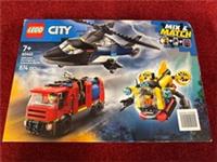 LEGO CITY: Helicopter, Fire Engine & Submarine Remix (60462)7+ New&seal Scratch
