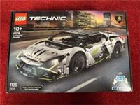 Lego Technic : Lamborghini Revuelto 1135pcs (42214) 10+ New&sealed