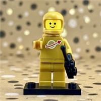 LEGO Minifigure Vending Machine 21358 - Classic Spaceman Pearl Gold - idea230