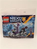 LEGO Nexo Knights: Shrunken Headquarters (30378)