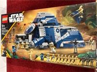LEGO Star Wars: Battle of Felucia Separatist MTT 976pcs(75435)9+ New&sealed Bit