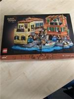 2025 LEGO Ideas Exclusive 21359 ITALIAN RIVERIA DAMAGED BOX ONLY
