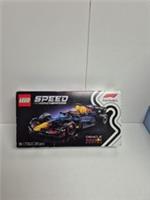 LEGO SPEED CHAMPIONS: Oracle Red Bull Racing Rb20 F1 Race Car. Stock