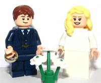 LEGO Bride Blonde Hair & Groom Minifigure Dark Blue Suit Flesh Skin Wedding Ring