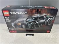 LEGO THE BATMAN BATMOBILE TECHNIC - 42127 - DC - BRAND NEW - RETIRED