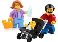 LEGO Minifigure Figure Family Mom Dad Baby Stroller & Accessories Set 60134